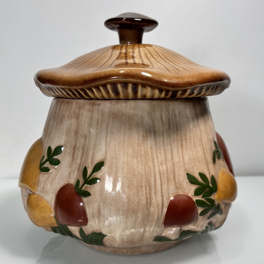 Vintage 70's Brown Red Yellow Large Ceramic Mushroom Soup Tureen - Picture 4 of 14